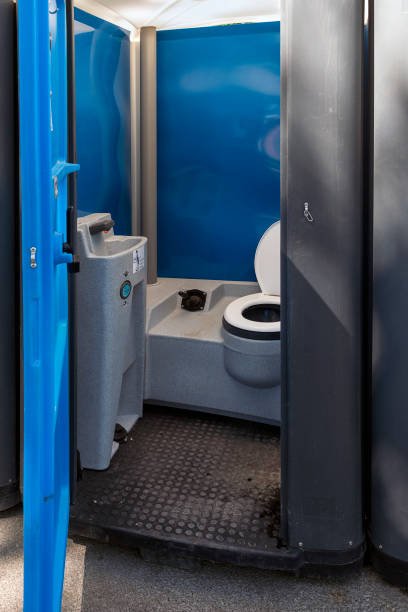 Portable bathroom rental in Compton, CA